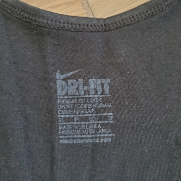 Nike workout tops bundle - Picture 6 of 10